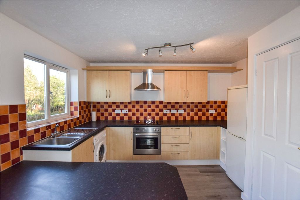 Property photo 3 of 11 Picture No. 04