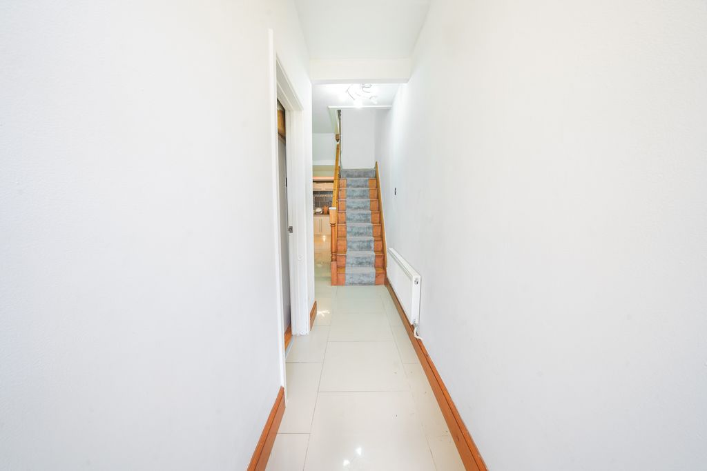 Property photo 2 of 21 Dsc03695