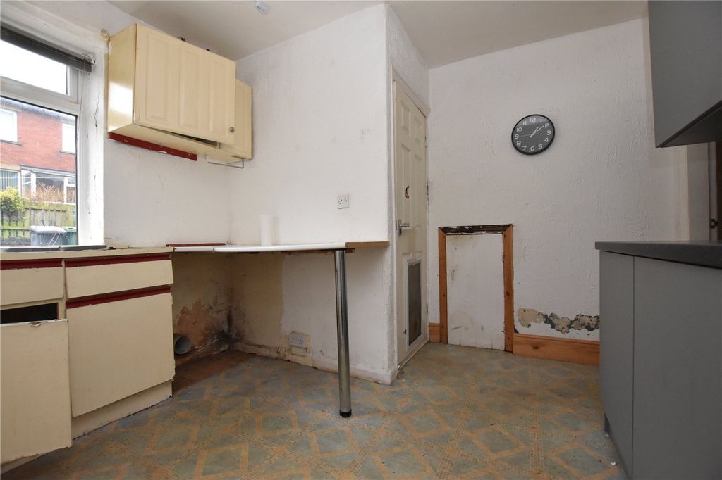 Property photo 2 of 16 Picture No. 08