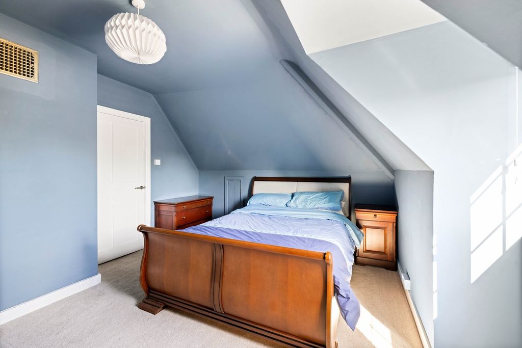 Additional image 14 of 2 bed flat for saleGodwyn Road, Folkestone CT20