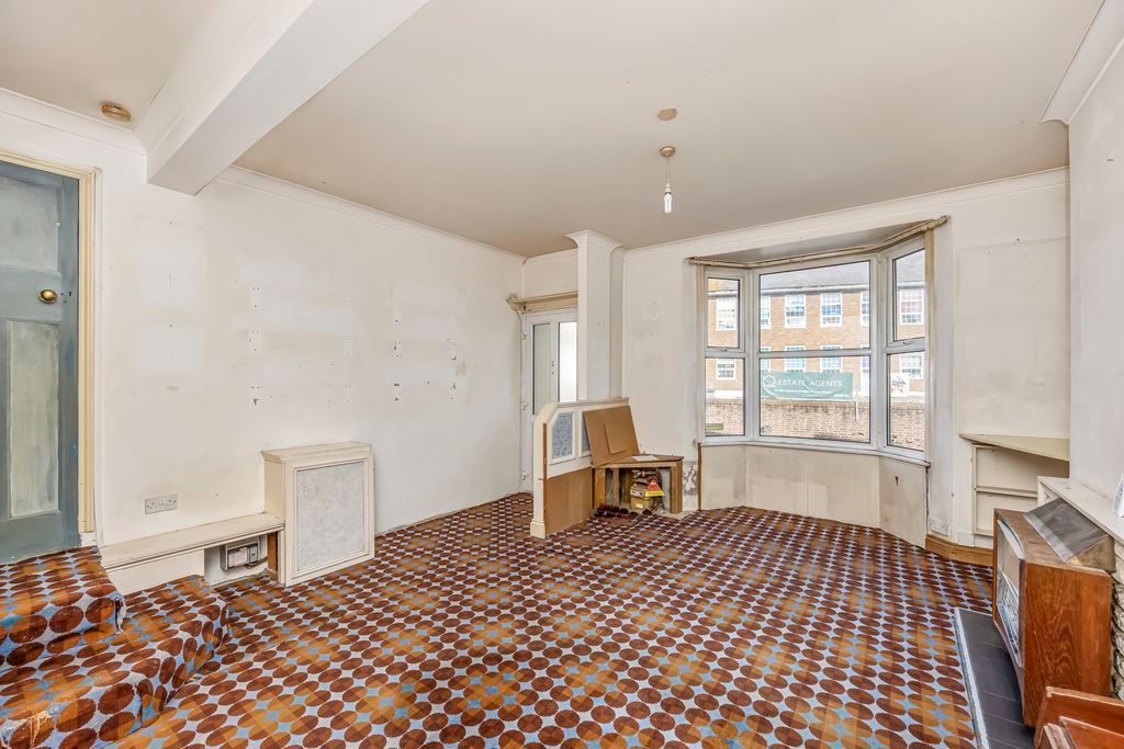 Property photo 2 of 15 Photo 12