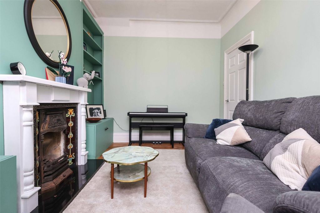 Property photo 3 of 21 Picture No. 20