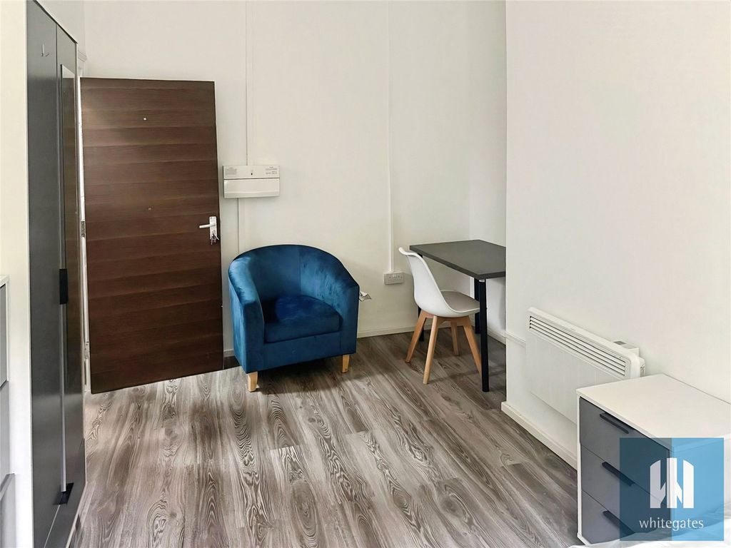 Property photo 2 of 5 Picture No. 05