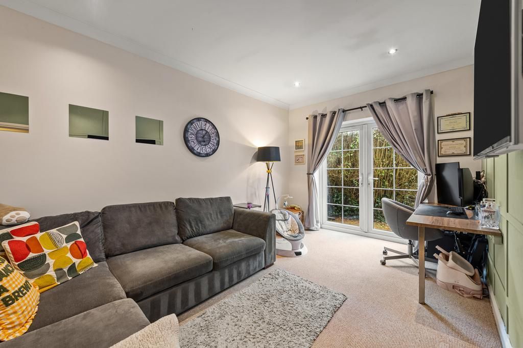 Property photo 2 of 12 Photo 2