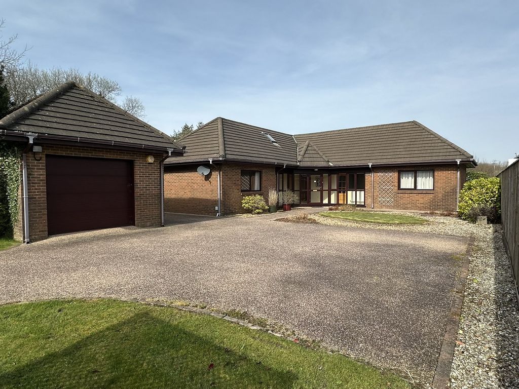 Property photo 1 of 18 Main Image