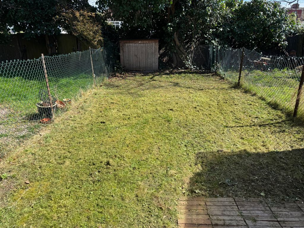 Property photo 2 of 13