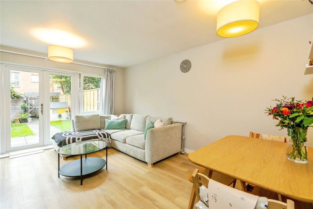 Property photo 2 of 15 Picture No. 02