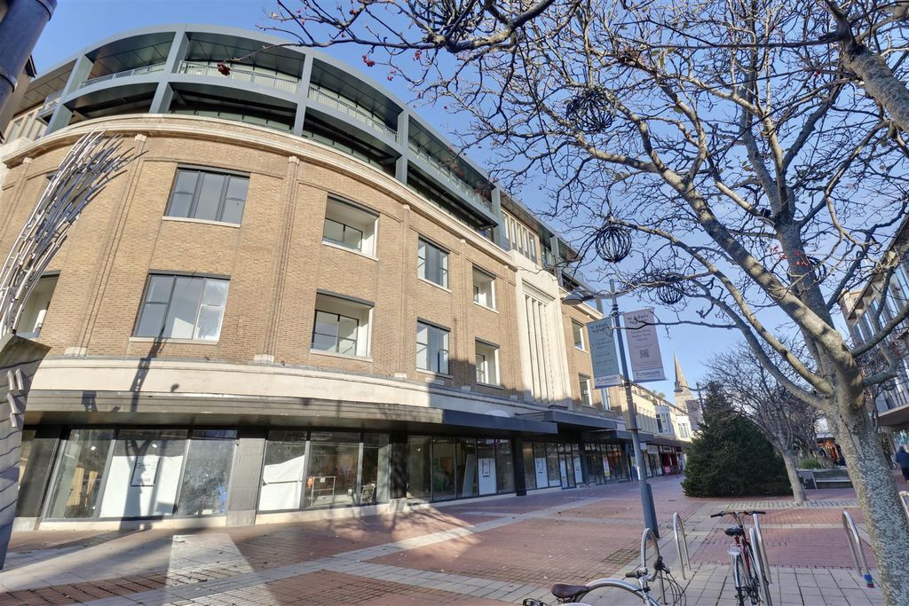 Property photo 2 of 13 70027016-0519-440C-Be7F-4CC693A0856A_1_201_A.Jpeg