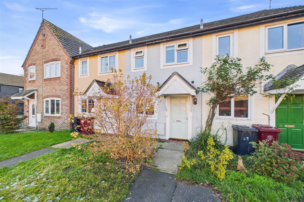 Property photo 1 of 16 Cam01894G0-Pr0247-Still023.Jpg