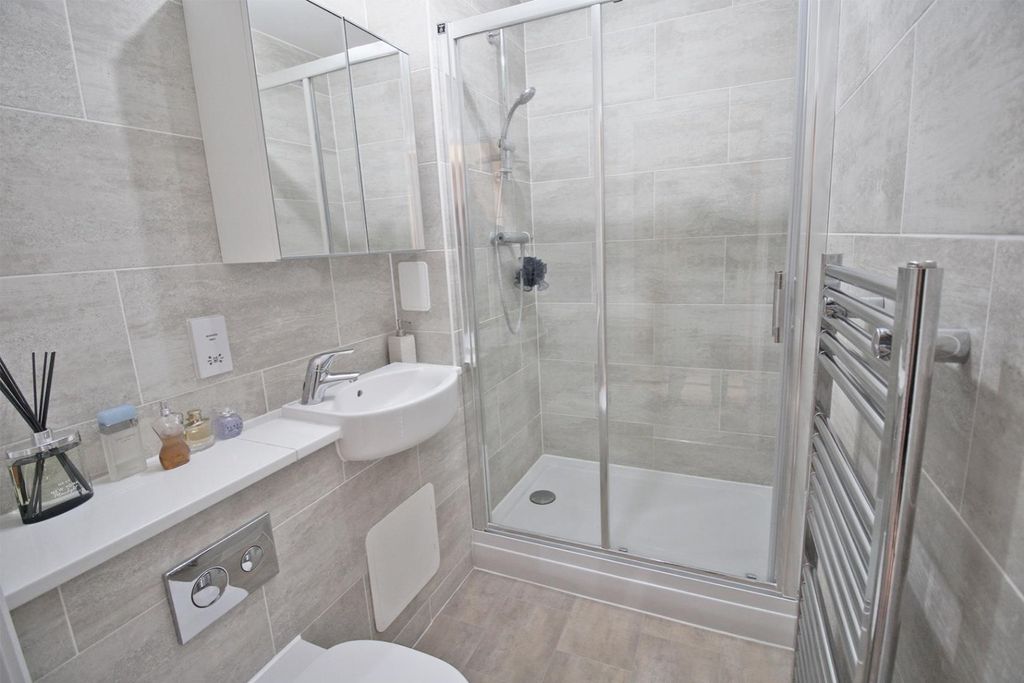 Property photo 3 of 8 2854714