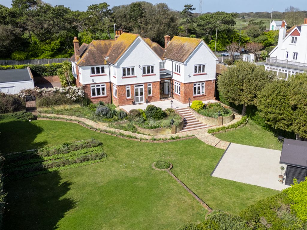 Property photo 2 of 48