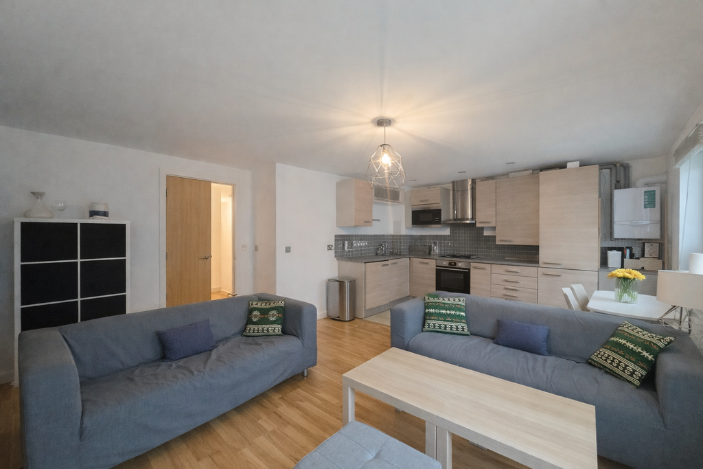 Property photo 2 of 9