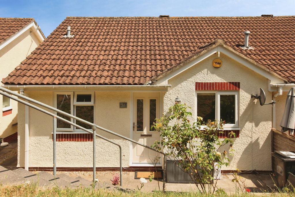 Property photo 1 of 20
