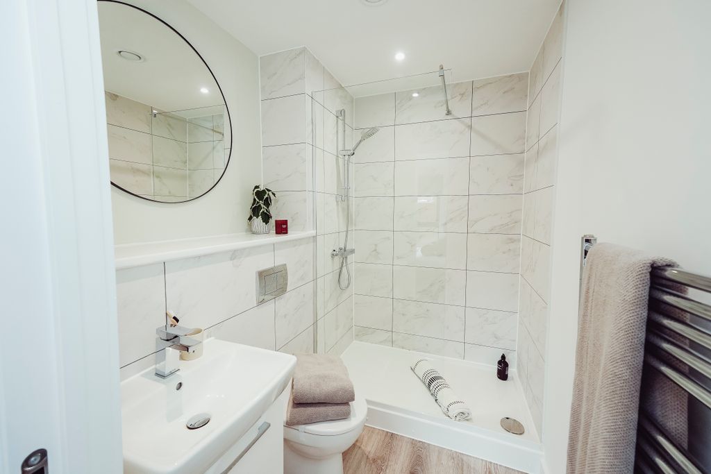 Property photo 3 of 16 Image