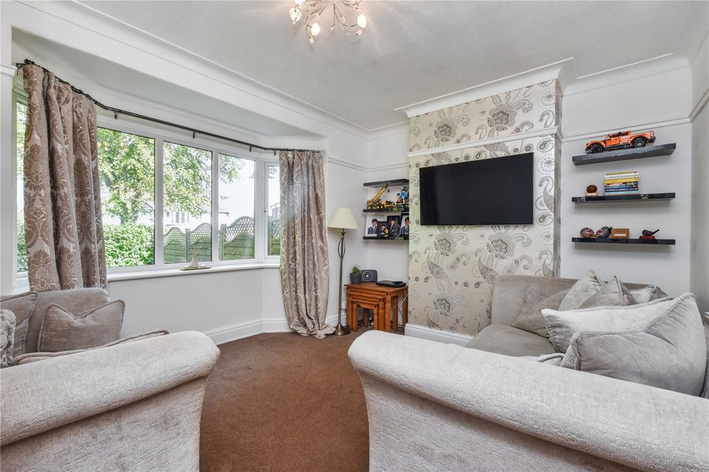 Property photo 3 of 20 Picture No. 02