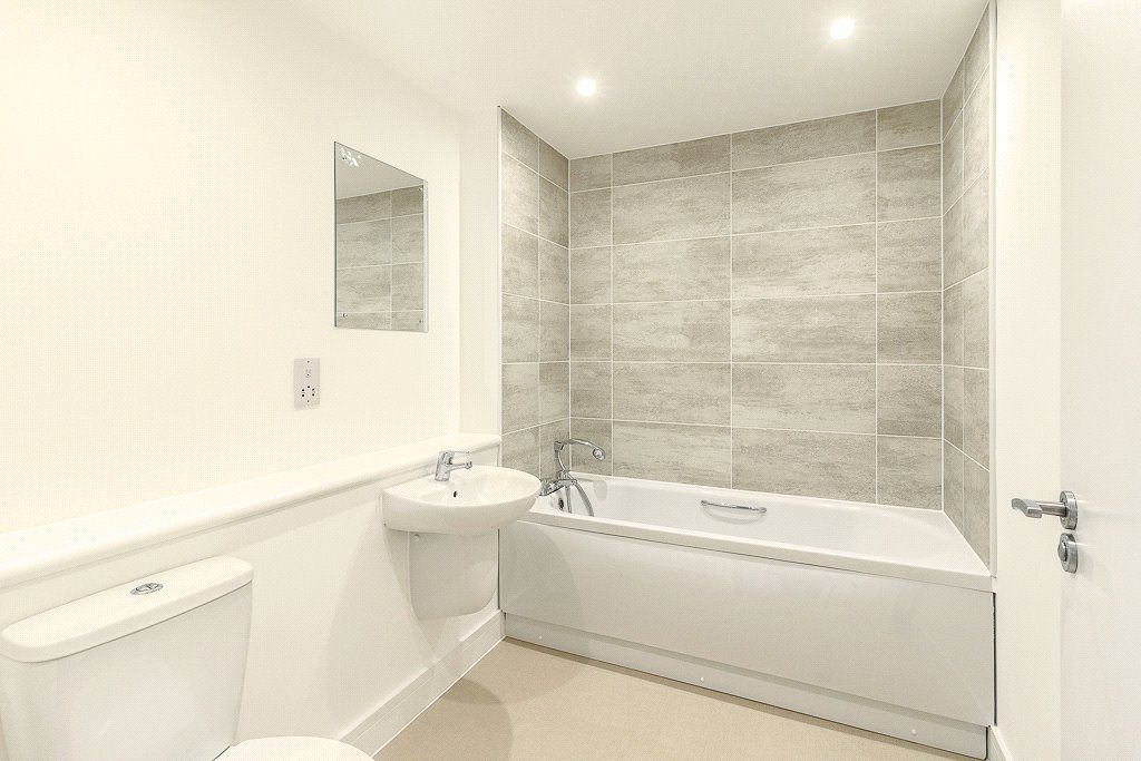 Property photo 3 of 8 Picture No. 02