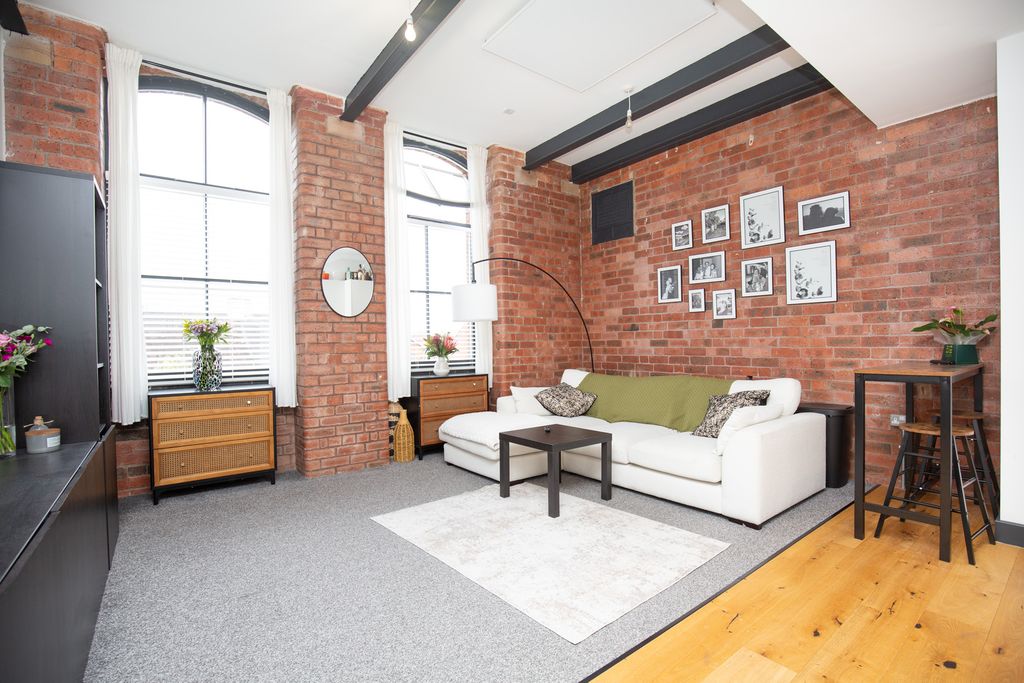 Property photo 3 of 14 Mw_10001