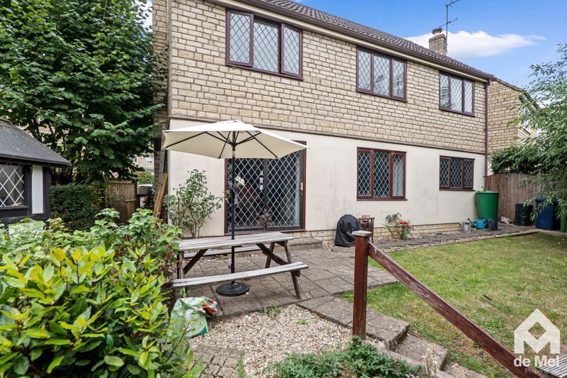 Property photo 2 of 13 Photo 10