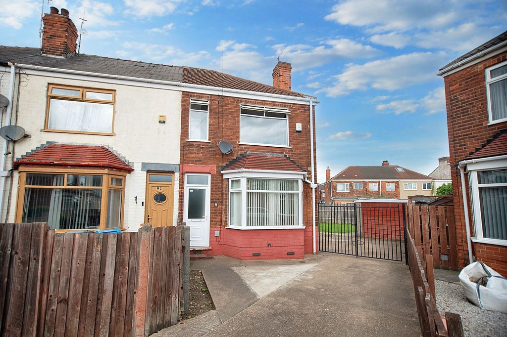 Property photo 1 of 16
