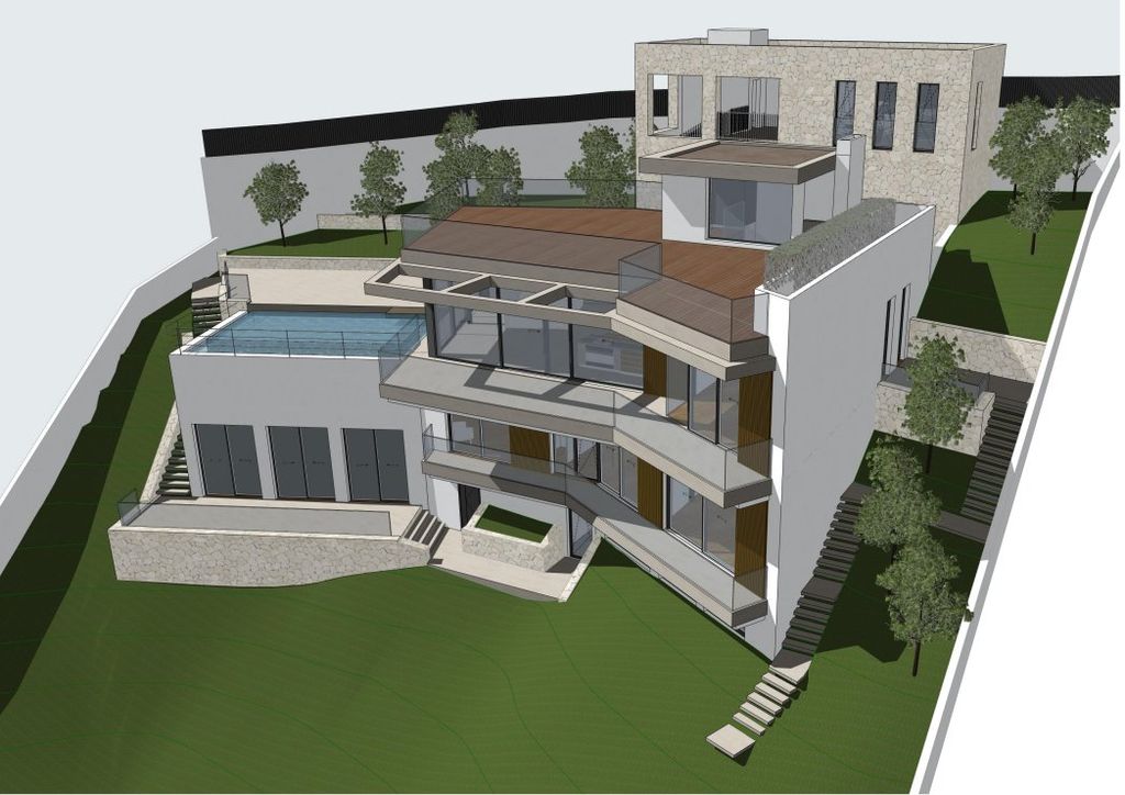 Property photo 3 of 8