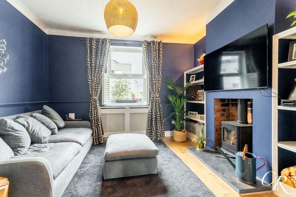 Property photo 3 of 13