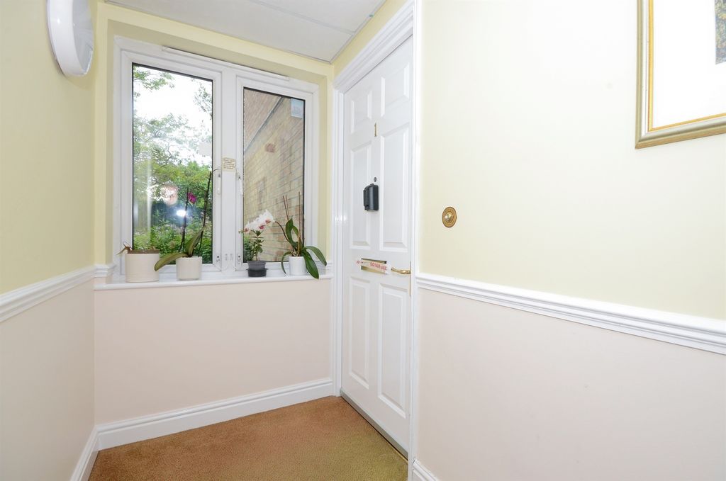 Property photo 3 of 13