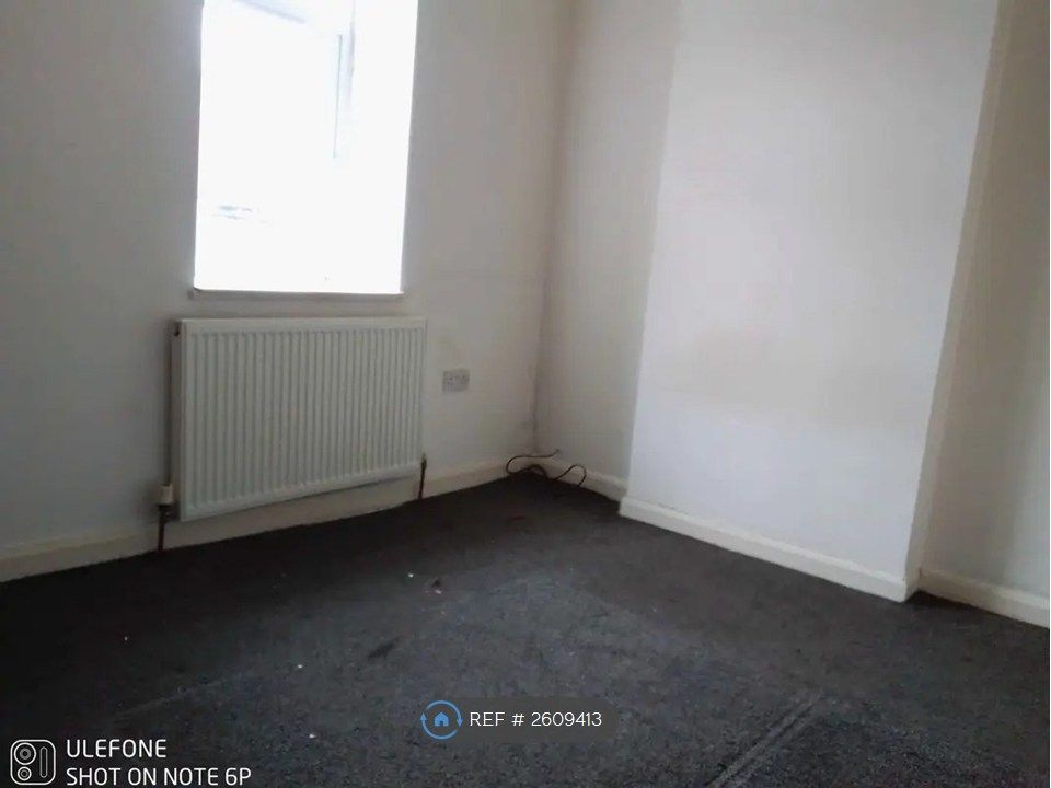 Property photo 3 of 4