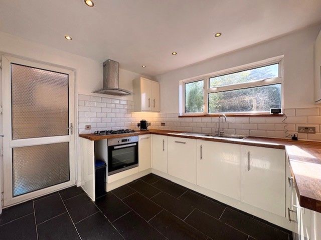 Property photo 2 of 13 Kitchen