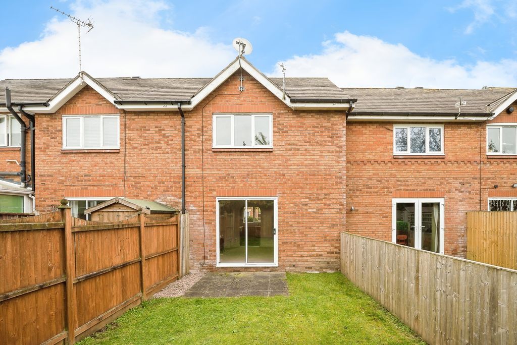 Property photo 2 of 16 Photo