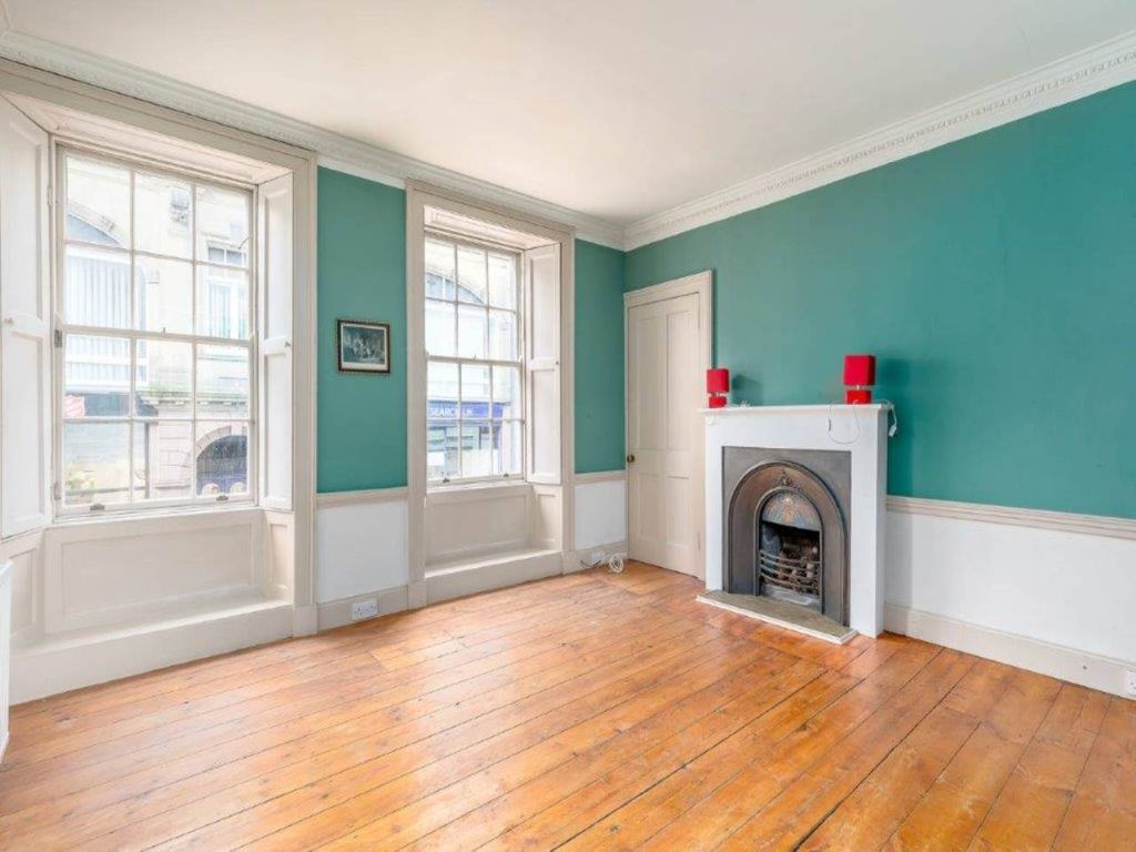 Property photo 2 of 8 46701_High_St_001