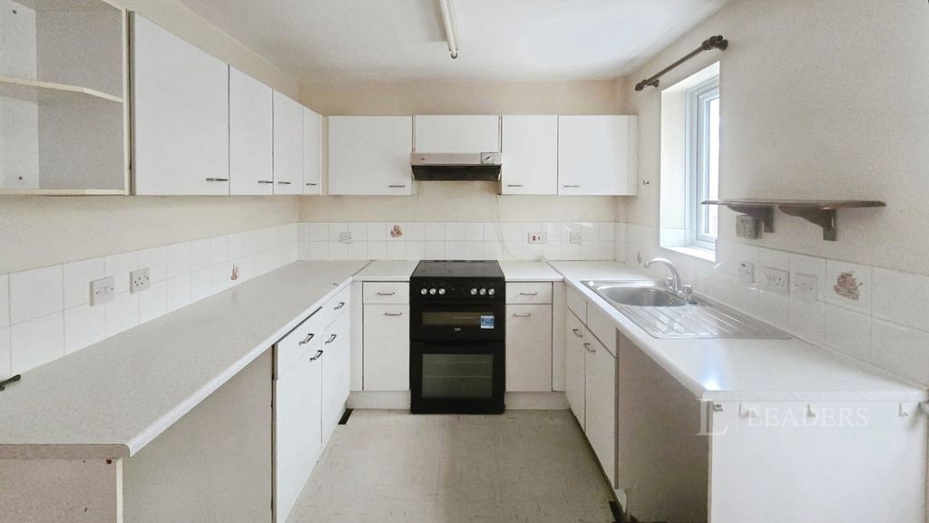 Property photo 2 of 7 Pbox-Img.Jpg