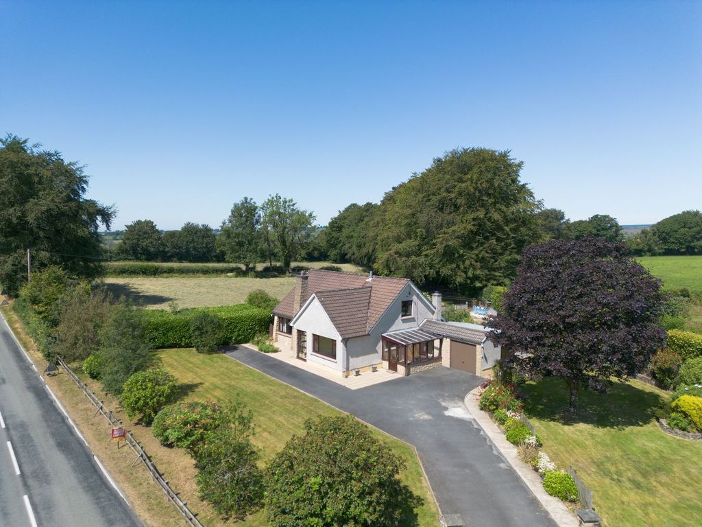 Property photo 1 of 54