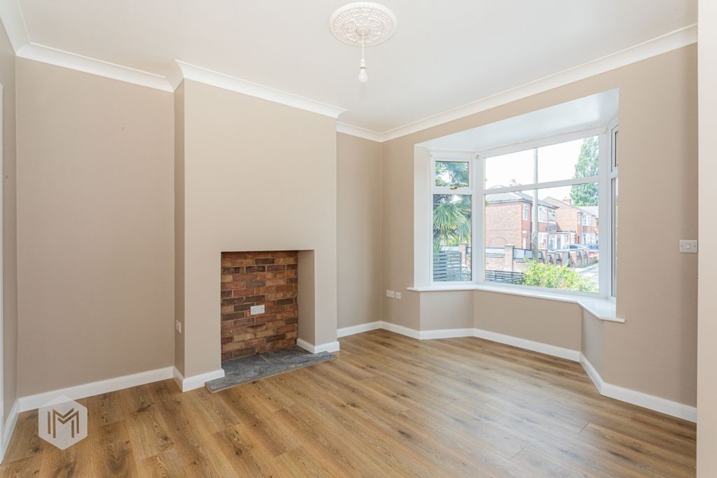 Property photo 2 of 19 Picture No. 04