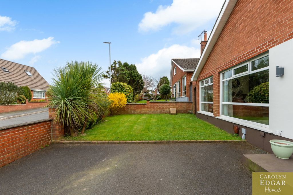 Property photo 3 of 57 013