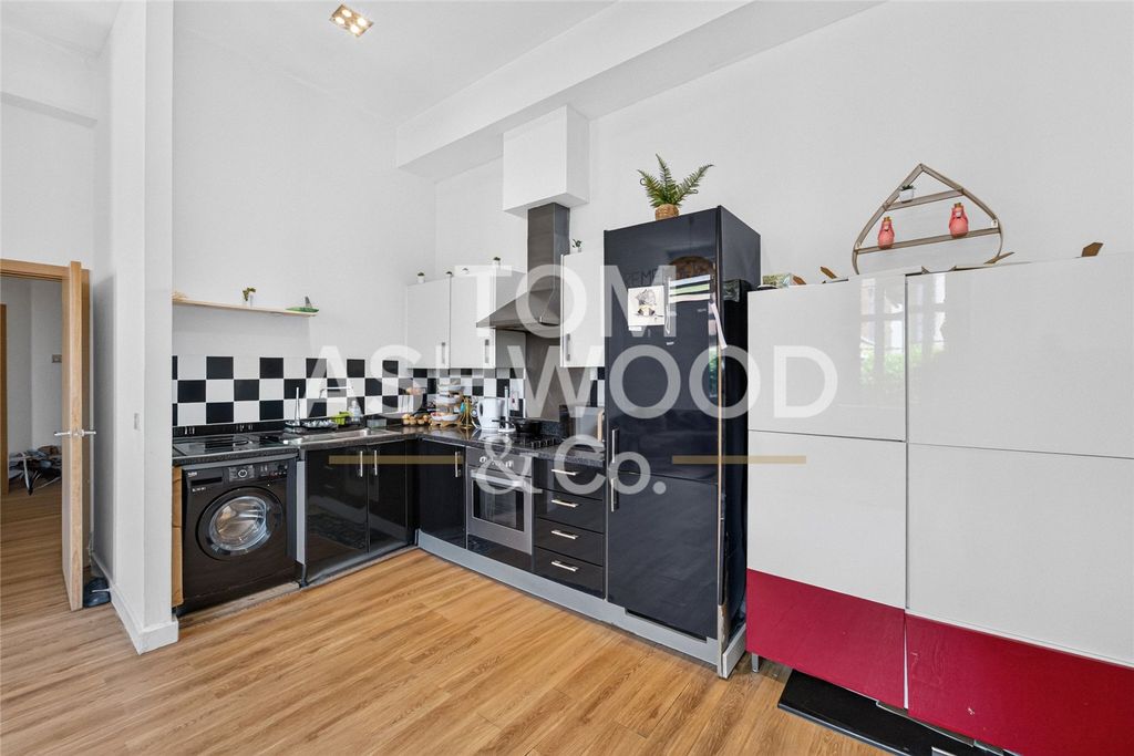 Property photo 3 of 9 Picture No. 08