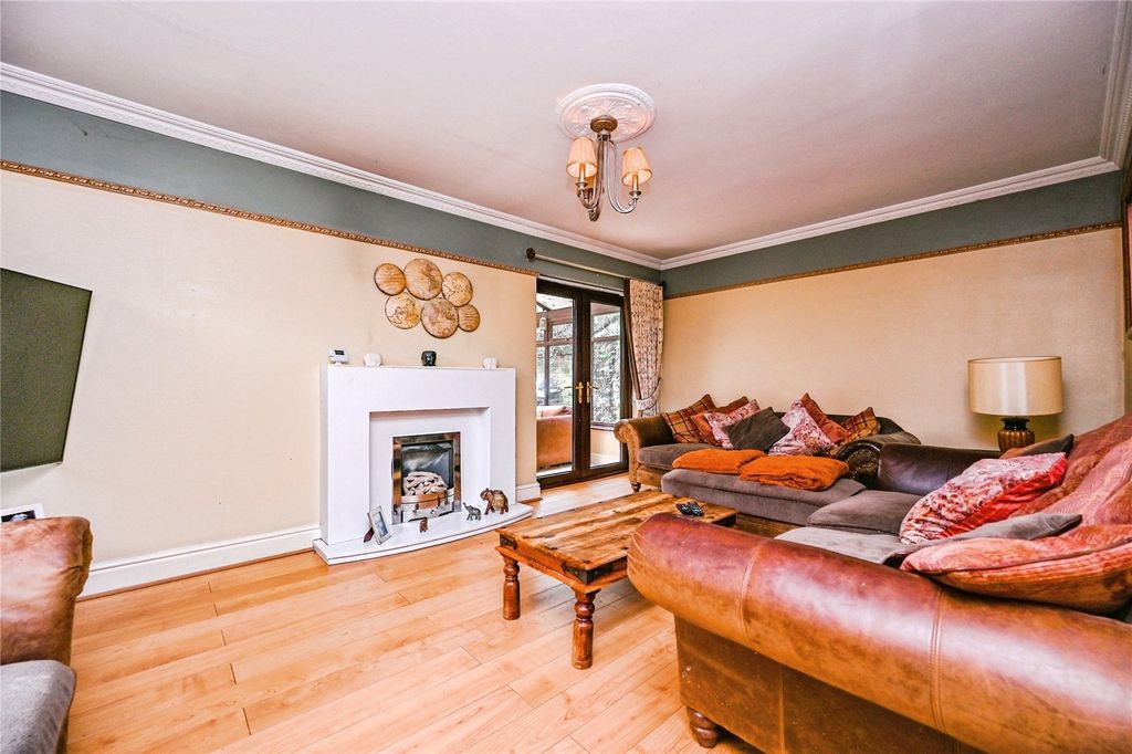 Property photo 3 of 24 Photo