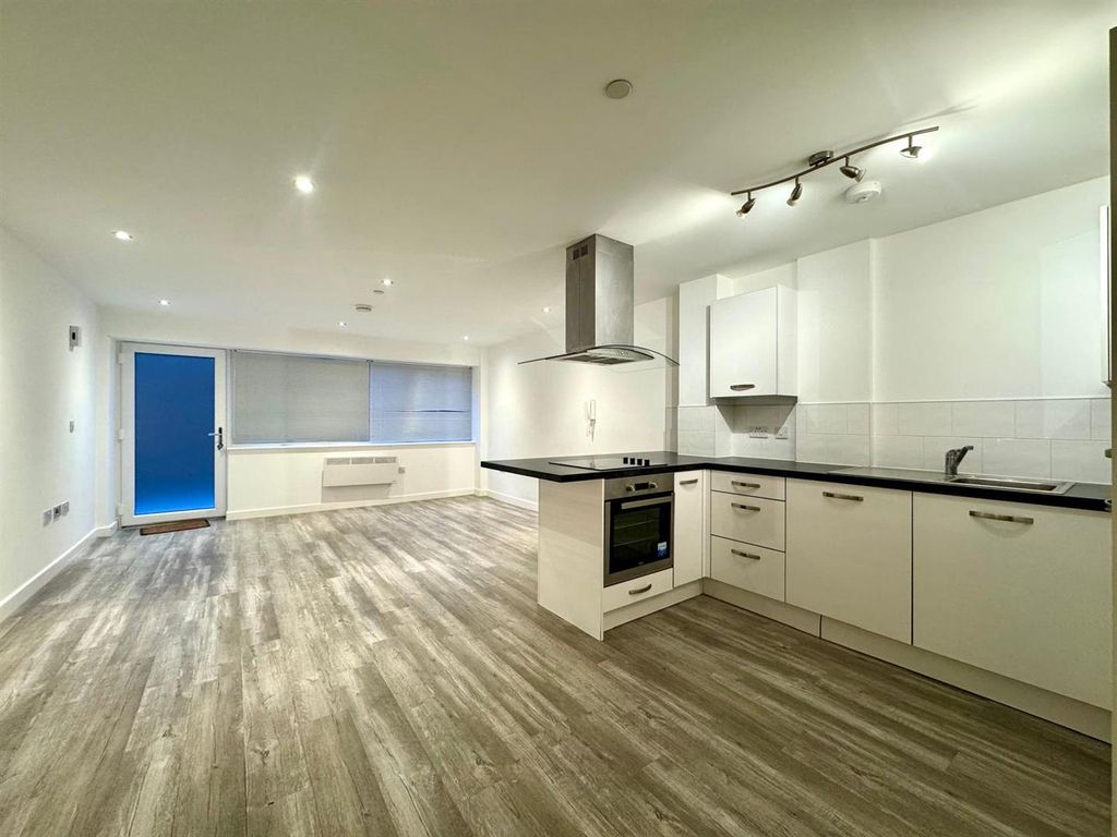 Property photo 2 of 8 Lounge Kitchen Pic 1.Jpeg