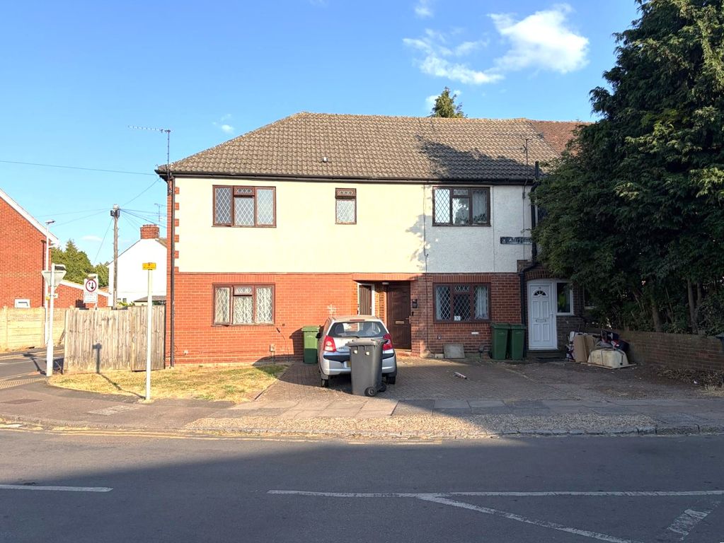 Property photo 2 of 8