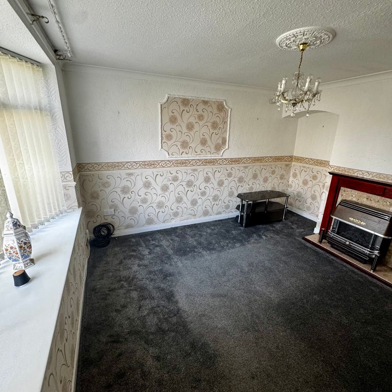 Property photo 2 of 9 Living Room