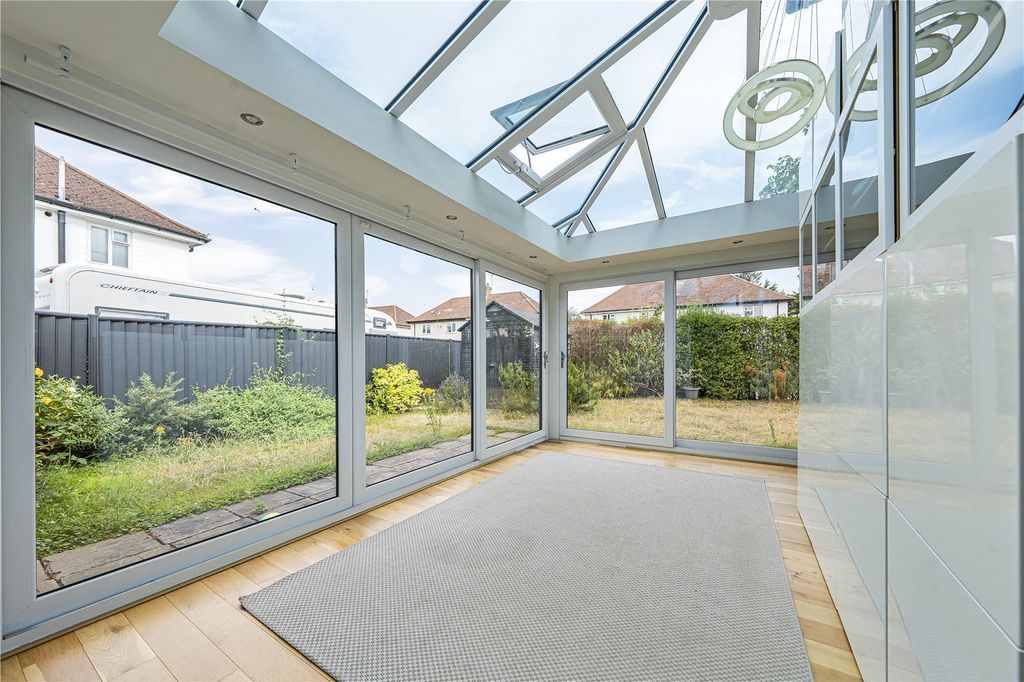 Property photo 2 of 14 Picture No. 05
