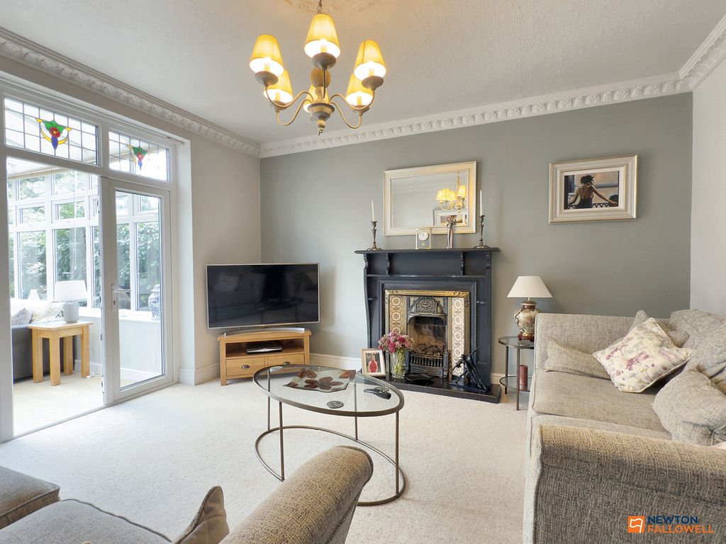 Property photo 2 of 46