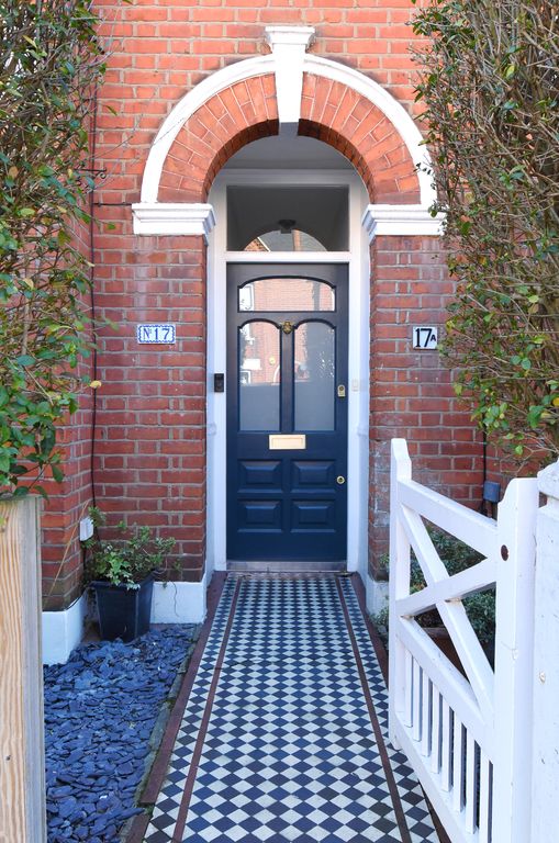Property photo 1 of 22
