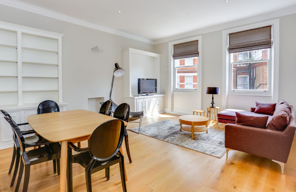 Property photo 1 of 13 Reception Room