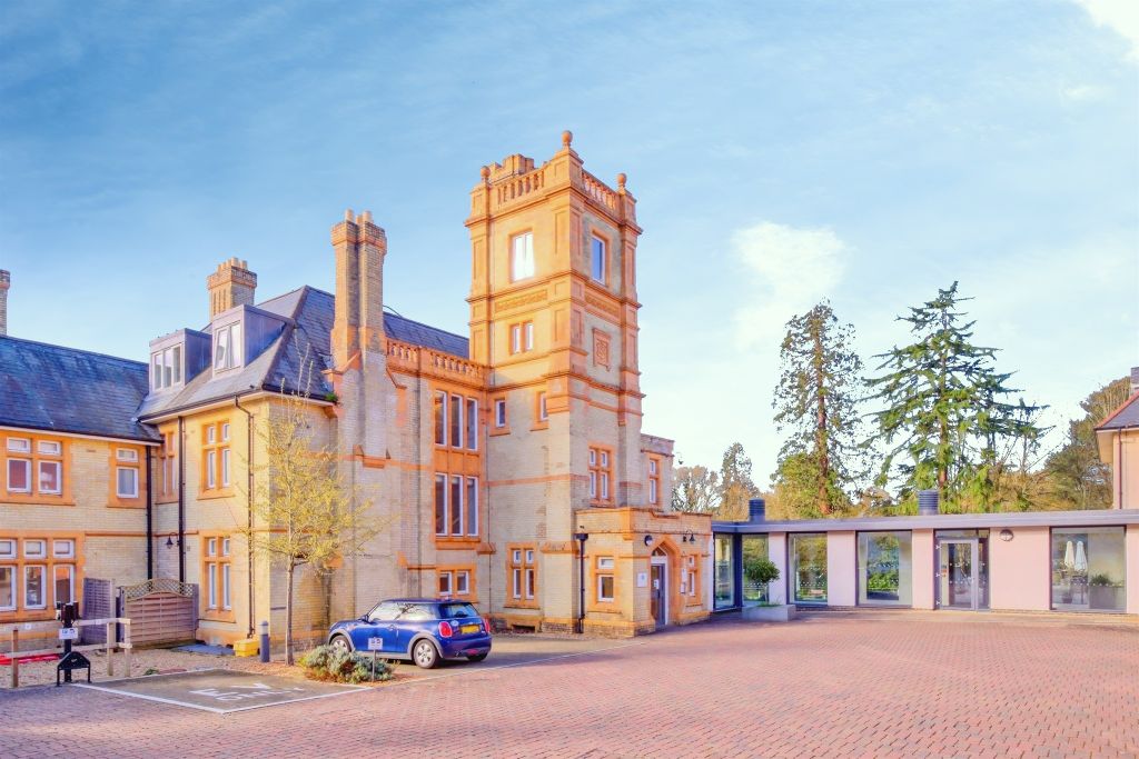 Property photo 1 of 19