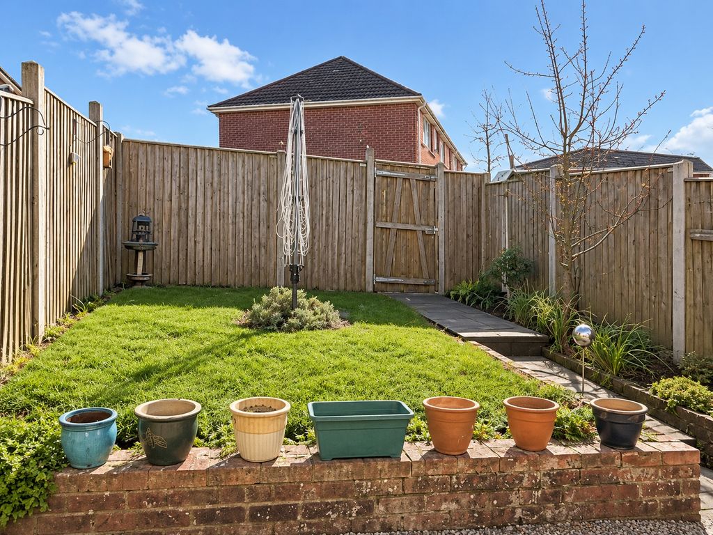 Property photo 2 of 9