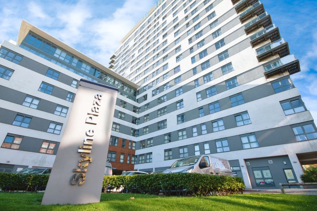 Property photo 2 of 20 Pbox-Img.Jpg