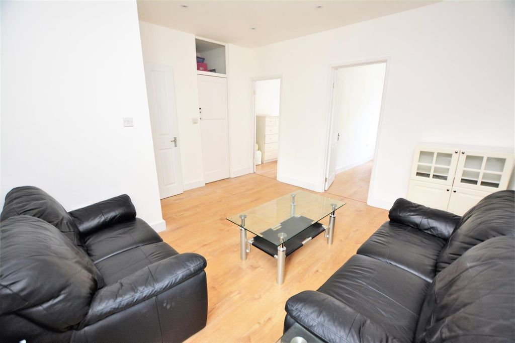 Property photo 3 of 7 Picture No. 03