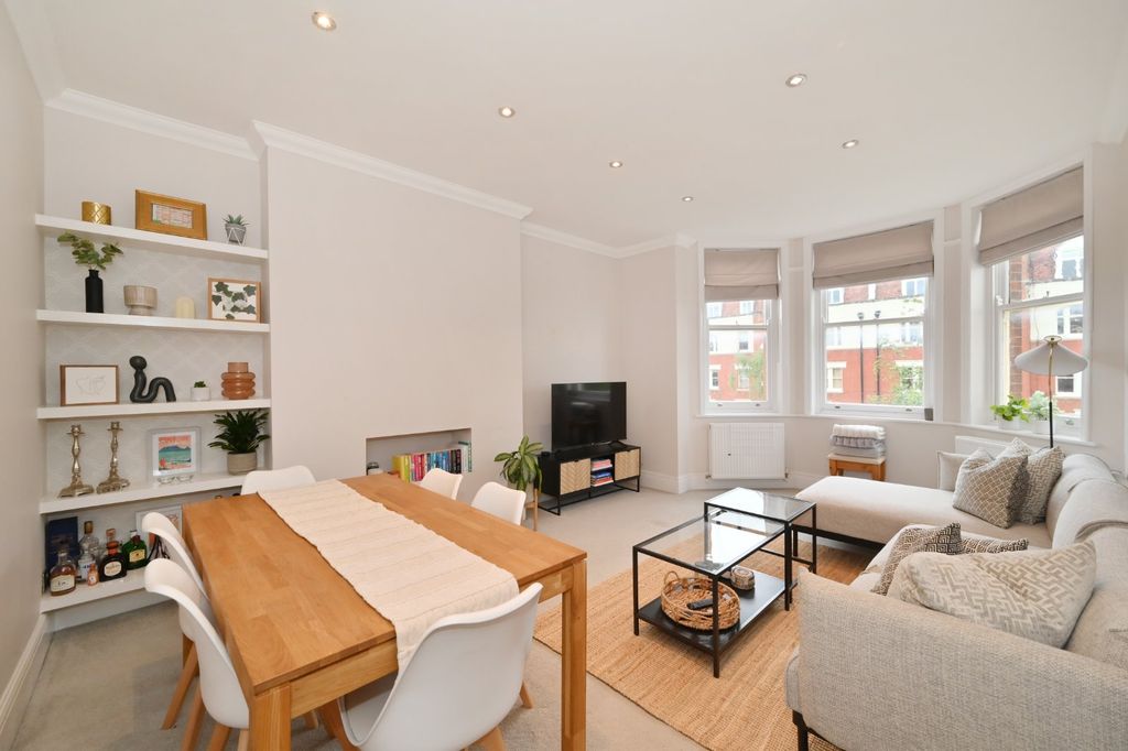 Property photo 1 of 12 Picture No. 40