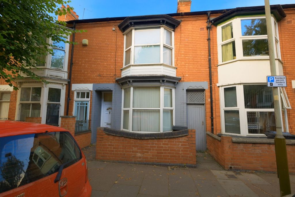 Property photo 1 of 24