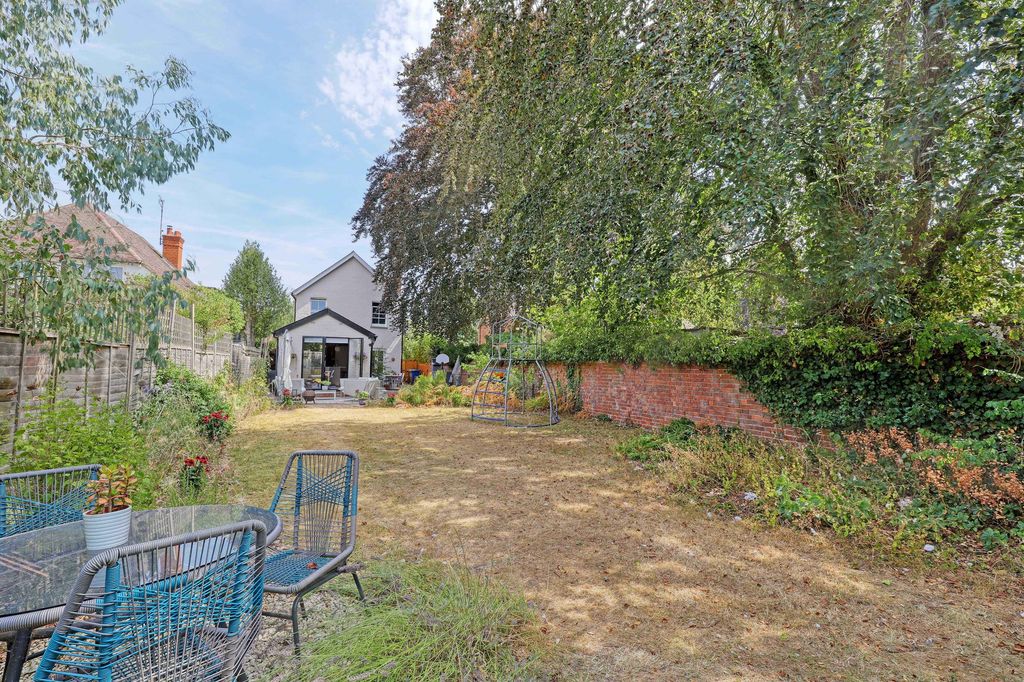 Property photo 3 of 24